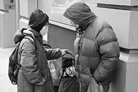 Food queues : Food lines : Hell's Kitchen : Streetlife, New York, Photo by Richard Moore